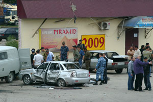 Grozni'de bisikletli intihar eylemcisi dehşeti, 4 polis öldü