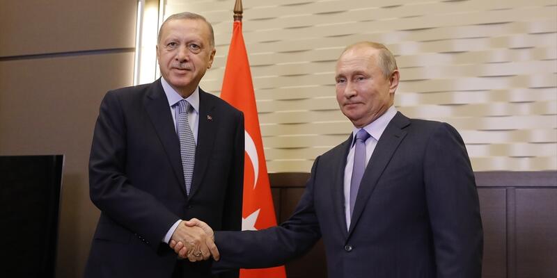 Putin-Erdoğan görüşmesi Soçi'de başladı