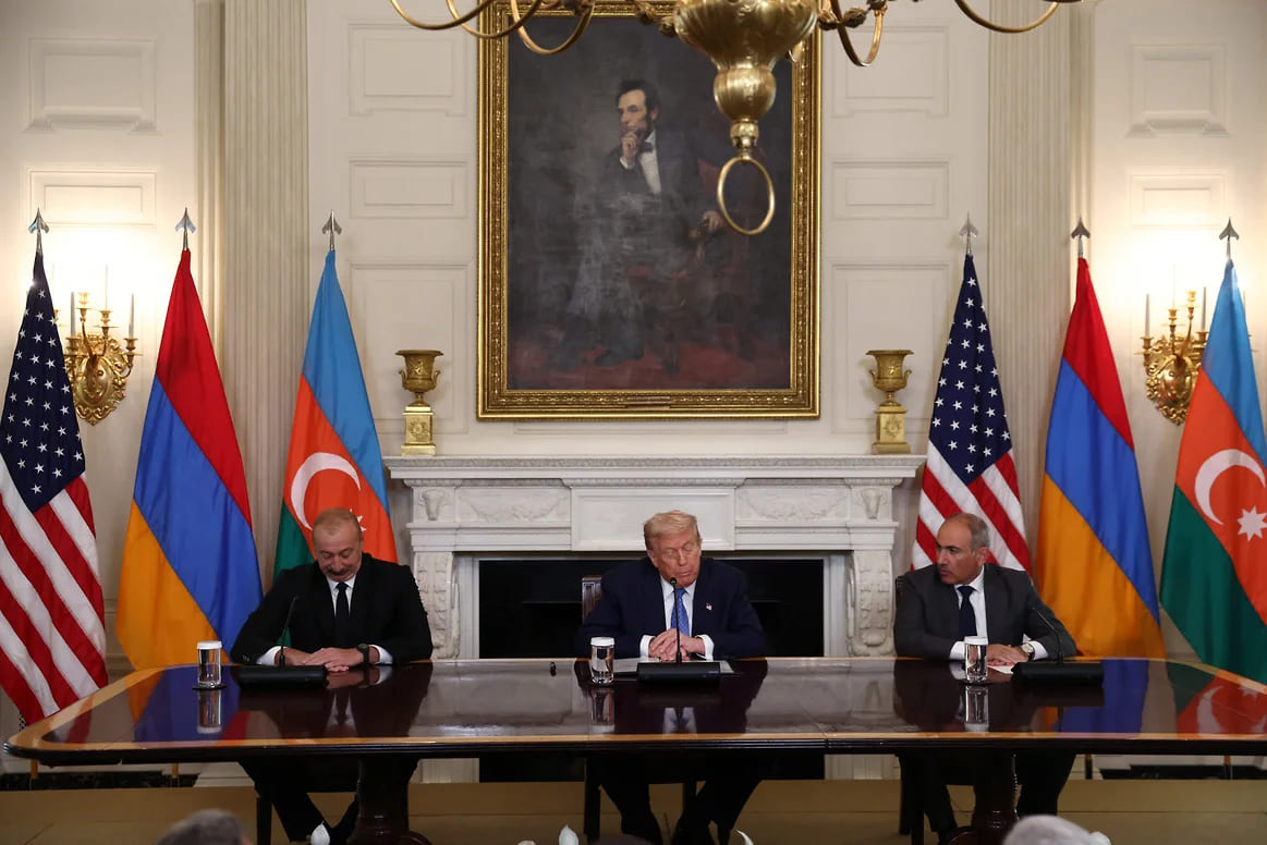 ABD'de Ermenistan ve Azerbaycan "Trump'ın Barış Yolu" Anlaşmasını İmzaladı