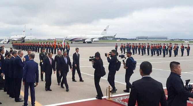 Çin Başbakanı Li Qiang Resmi Ziyaret İçin Moskova’ya Geldi