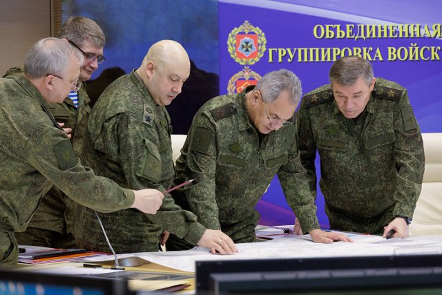 Gerasimov: Tüm Batı Rus ordusuna karşı savaşıyor