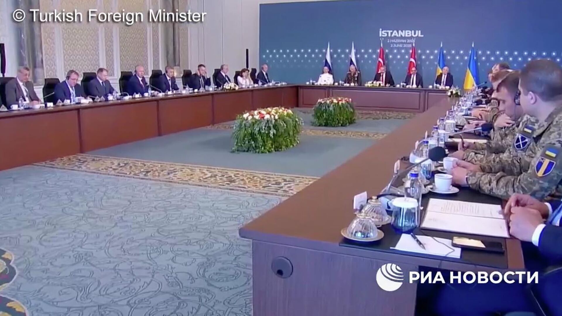 İstanbul'da Rusya-Ukrayna Görüşmeleri Gecikmeli Başladı: Fidan'dan İlk Açıklamalar