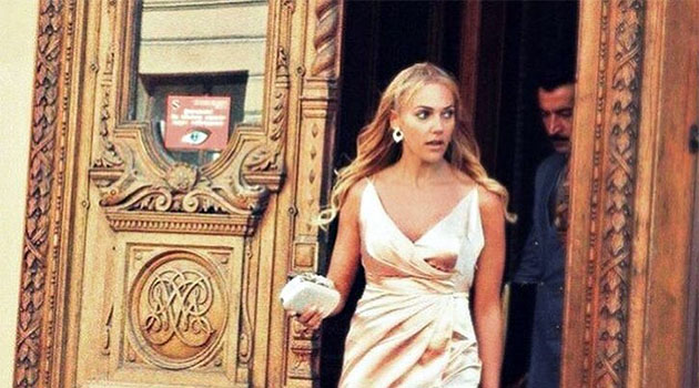 Kenan İmirzalıoğlu ve Meryem Uzerli film çekimleri için St. Petersburg'da