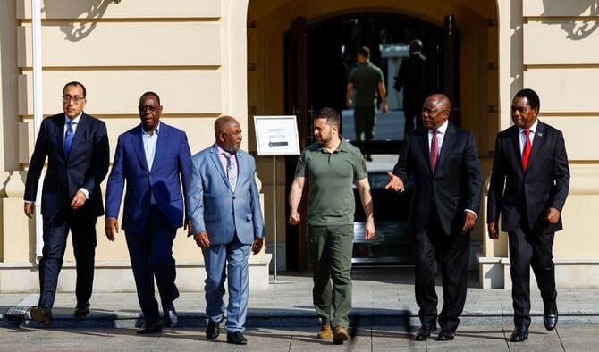 Kiev'e çözüm önerileri sunan Afrikalı liderler, Putin'le görüşecek