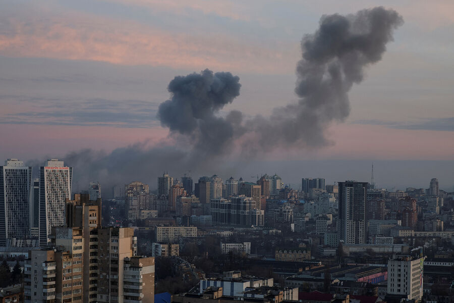 Kiev’e füze saldırısı; 2 tesis patlamalar sonucu hasar gördü