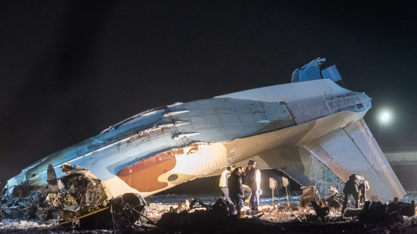 Kırım'da Askeri Uçak Düştü: 29 Kişi Hayatını Kaybetti