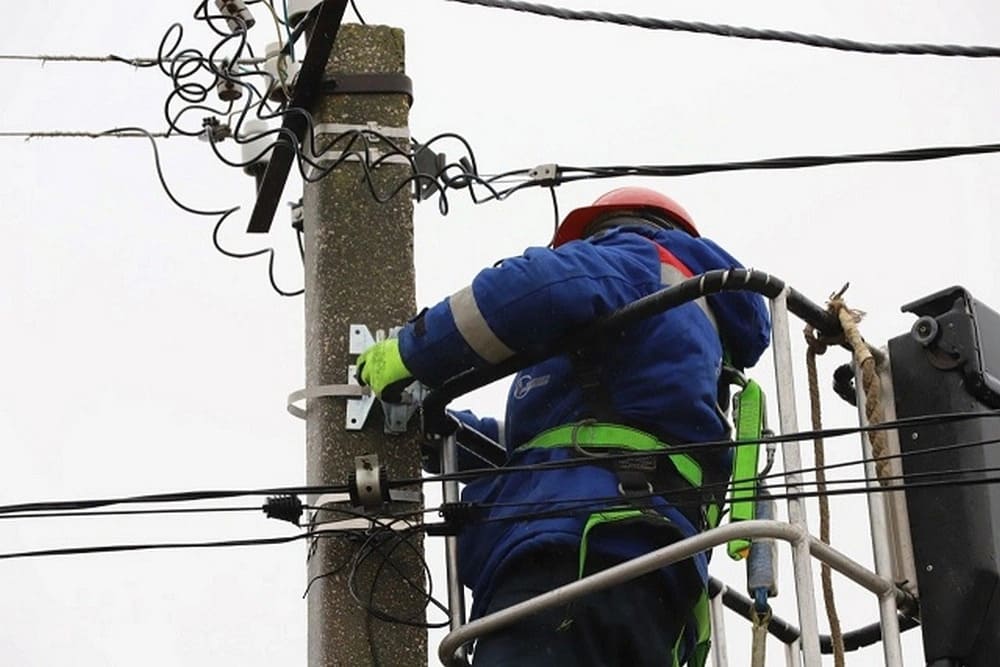 Kırım'da Enerji Kısıtlaması Devrede: Elektrik Kesintileri Başladı