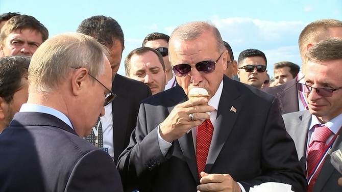 Putin, Erdoğan'a dondurma ısmarladı