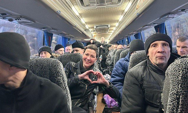 Lukaşenko'nun Affettiği Muhalifler Ukrayna'ya Gitti