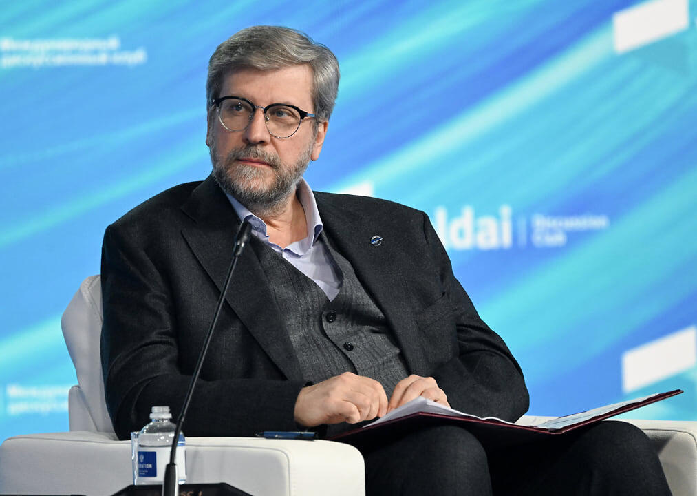 Lukyanov: Diplomasi Savaş Alanında Kazanılır