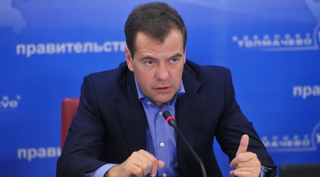 Rus generaller Medvedev’i Rus-Gürcü savaşında korkaklıkla suçladı