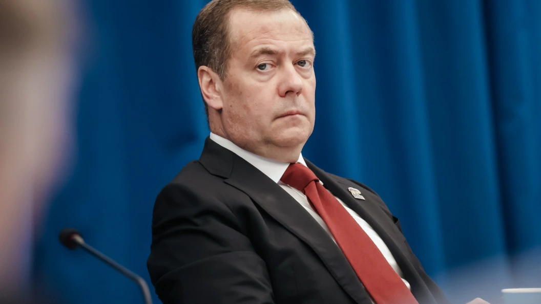 Medvedev'den Trump'a; "Rusya, İsrail veya İran Değildir" Uyarısı