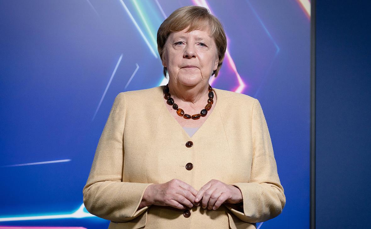 Merkel: O Haberler Sahte, Amacım Diyaloğu ABD'ye Bırakmamaktı