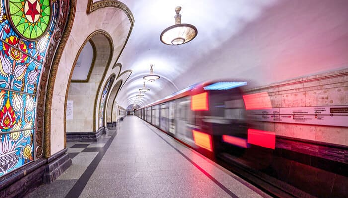 Moskova metrosu dünyada bir ilki gerçekleştirdi