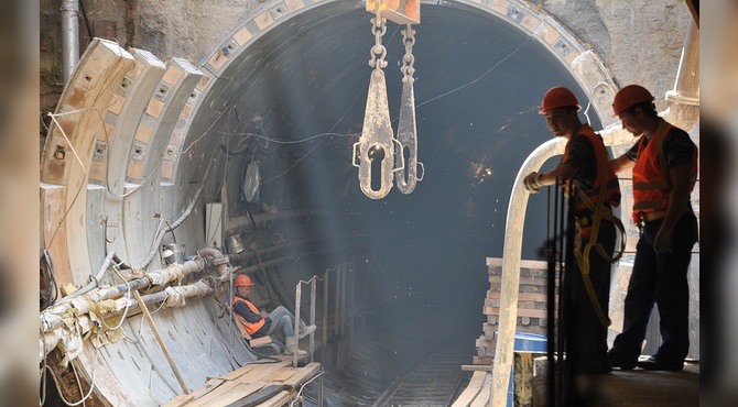 Moskova Metrosu'nda Mor Hat Kurkino’ya Uzatılıyor, İki Yeni İstasyon Geliyor