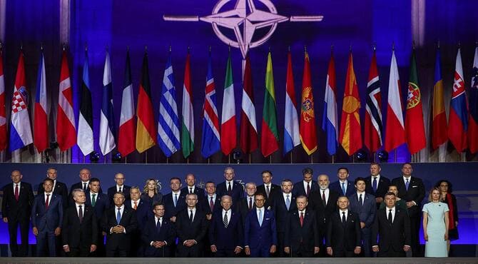 NATO Rusya'ya yönelik politika önerileri geliştireceğini duyurdu