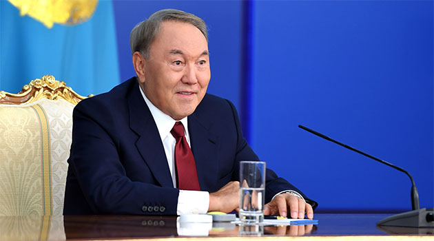 Nazarbayev: Okullarımızda çalışan Türk öğretmenleri Türkiye’ye iade etmeyeceğiz