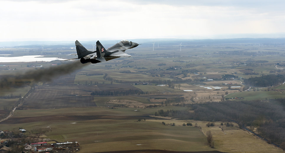 Polonya'da Rus yapımı MiG-29 savaş uçağı düştü