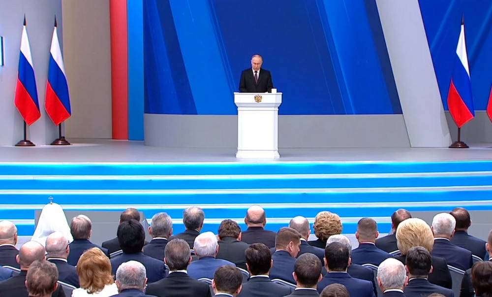 Putin: Batılı ülkeleri vurabilecek silahlara sahibiz ama Avrupa'ya saldırmayacağız