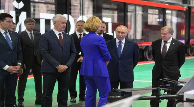 Putin, İnsansız Teknoloji Devrimi için Tüm Kurumları Harekete Geçirdi