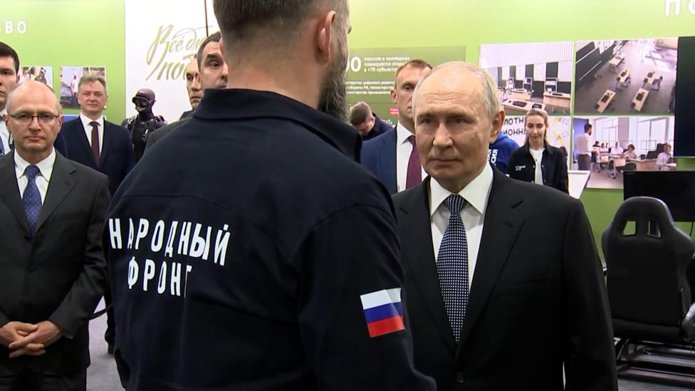 Putin: Kırım'a Düşmanın Ulaşamayacağı Yakıt Tedarik Sistemi Kuruyoruz