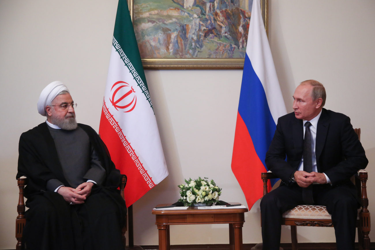 Putin ile Ruhani, Erivan’da nükleer anlaşmayı görüştü