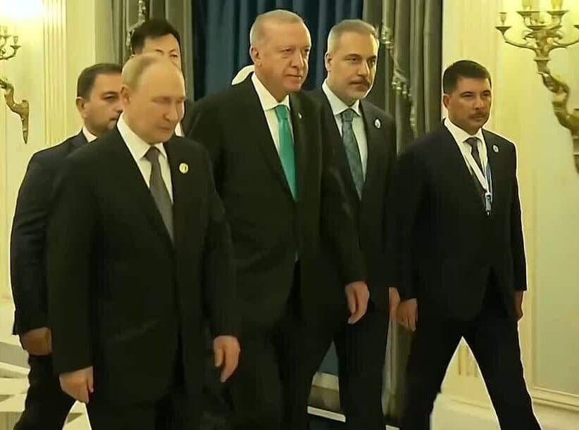 Putin, ŞİÖ Zirvesi’nde Erdoğan ile Bir Araya Geldi