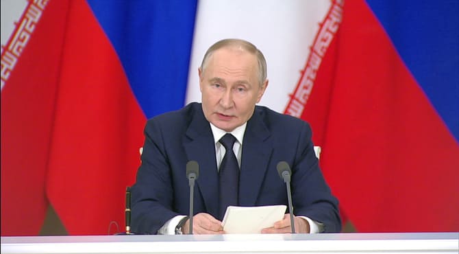 Putin: Suriye’nin Geleceğini Suriyeliler Belirlemeli