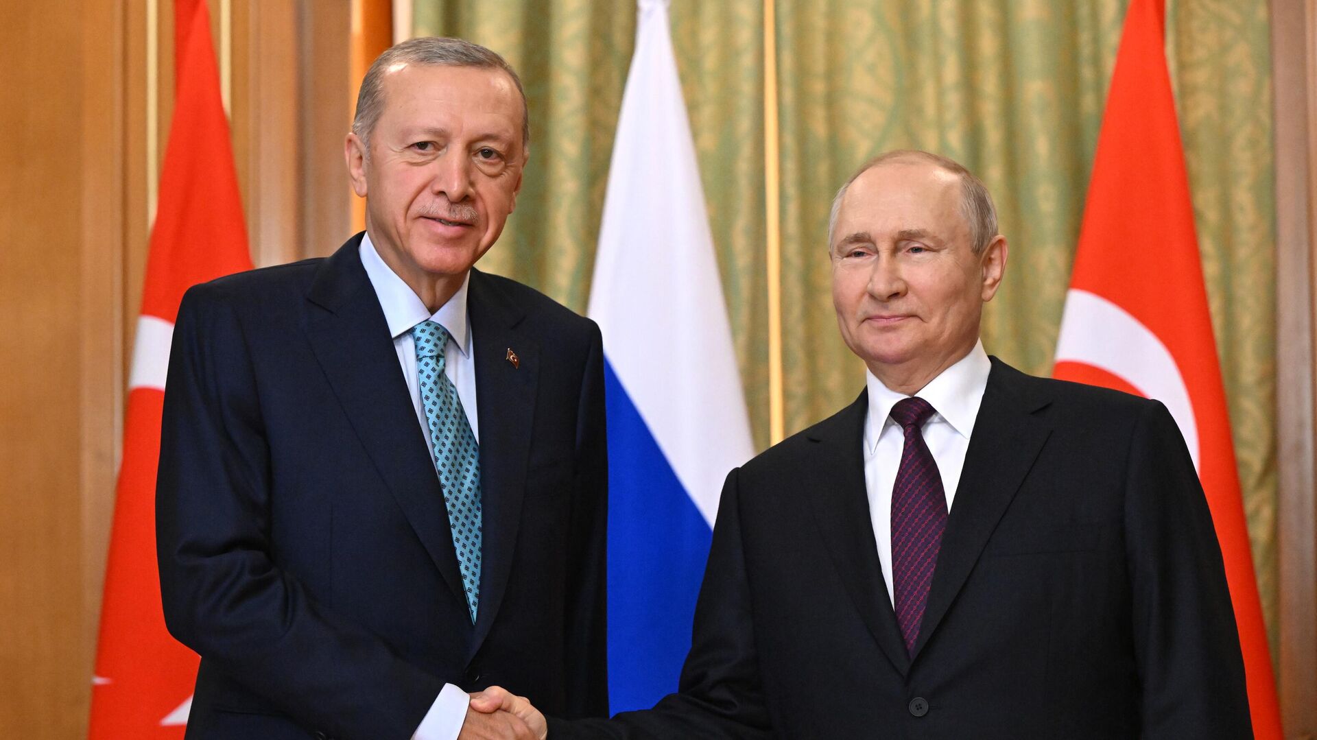 Putin ve Erdoğan Telefon Görüşmesi Gerçekleştirdi