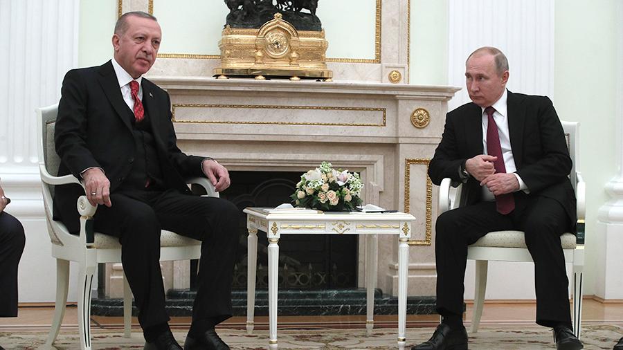 Putin ve Erdoğan'ın baş başa ve heyetler arası görüşmeler sona erdi