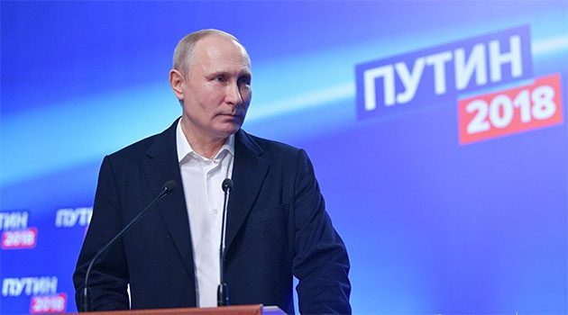 Putin, yüzde 76 ile görev süresini 2024'e kadar uzattı