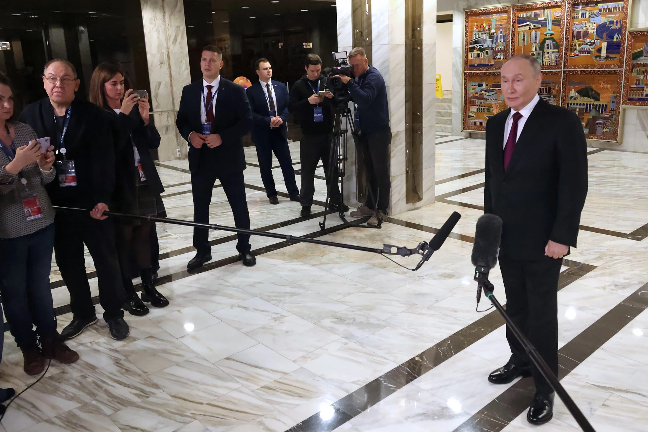 Putin'den Avrupa'ya Sert Çıkış: "Savaşı Onlar Başlatırsa Biz Hazırız"