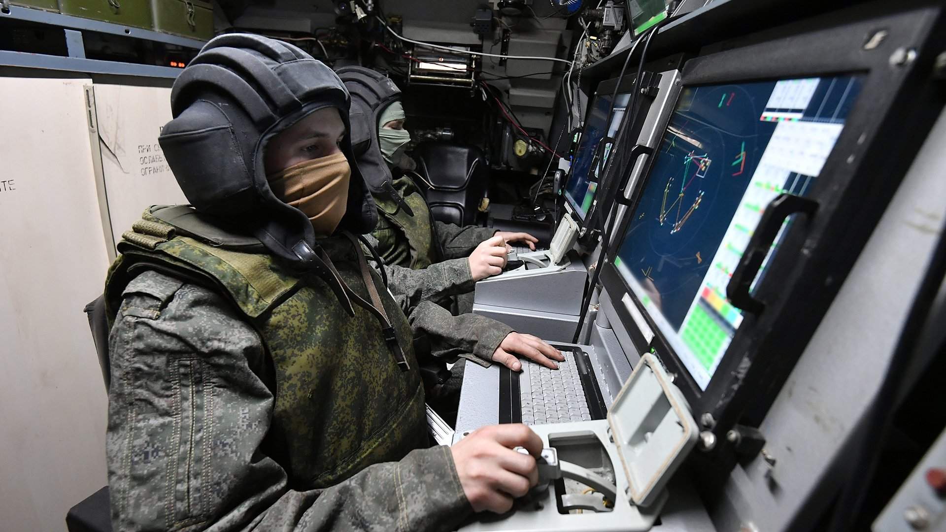 Putin'den Hava Savunmasında Reform Sinyali: "Tek Bir Komutan Şart"