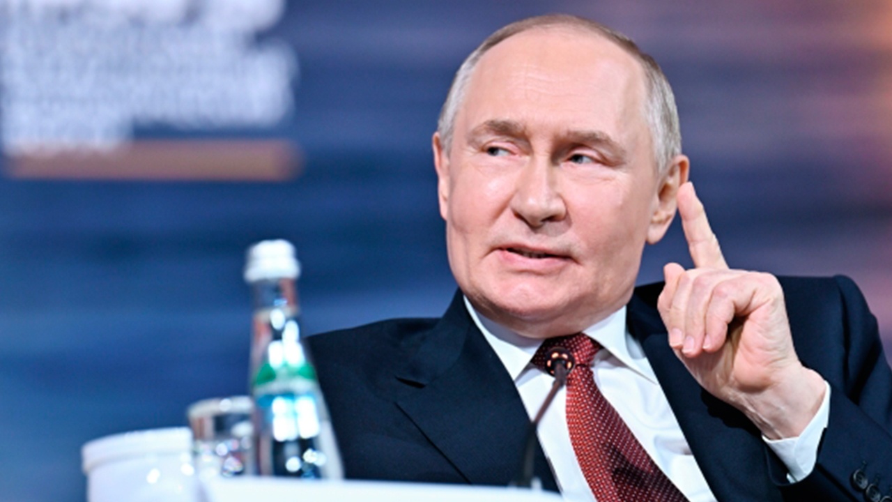 Putin'den Ukrayna'nın Altyapı Saldırılarına Sert Yanıt: "Hedefleri Gerçekleşmeyecek"
