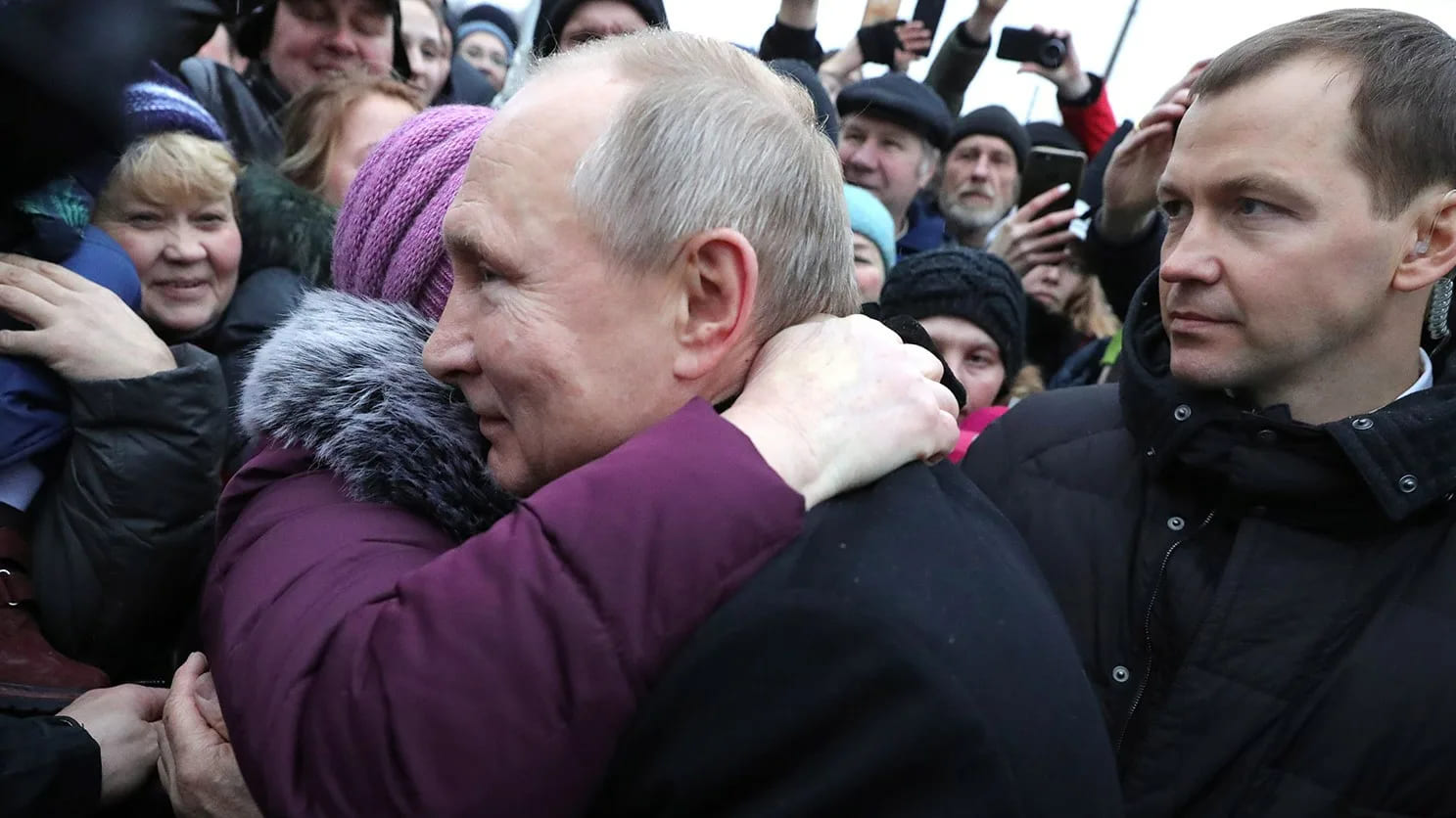 Putin'in Partisine Destek %30'un Altına Geriledi