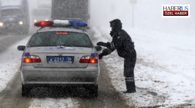 Rus trafik polisleri Türk TIR sürücüsünün hayatını kurtardı