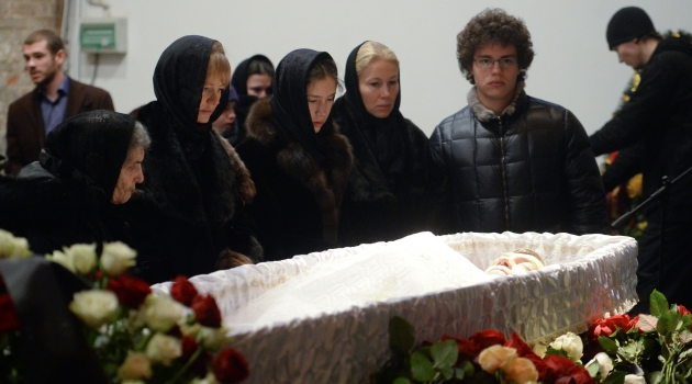 Rus muhalif lider Nemtsov’a son görev yapıldı
