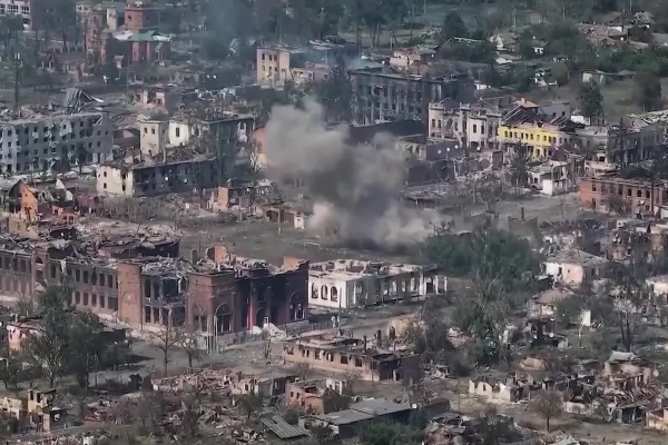 Rus Ordusu Zaporijya ve Harkov Cephelerinde İlerliyor