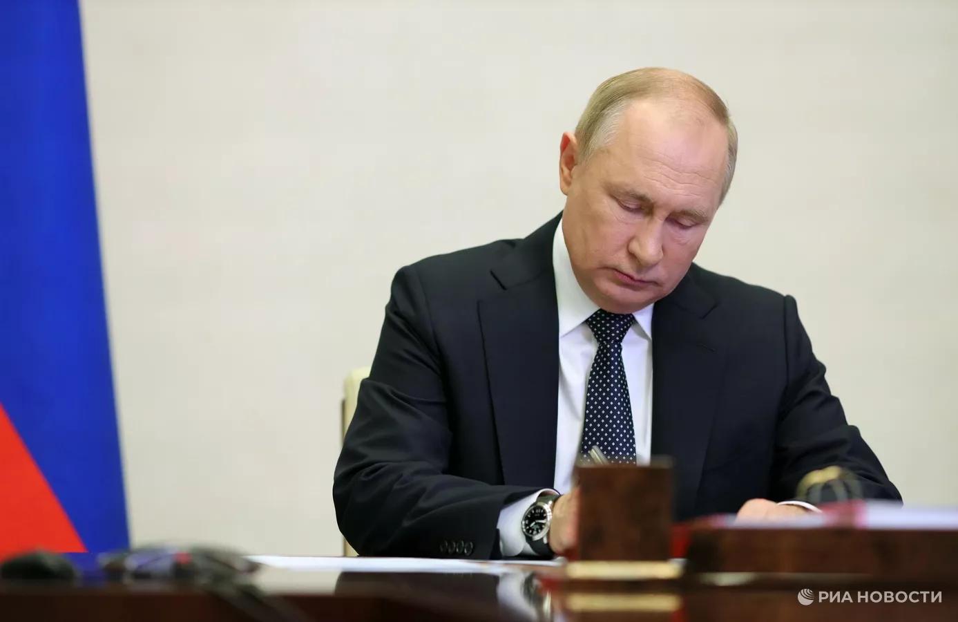 Rusya 2036 Vizyonu: Putin Yeni Ulusal Kimlik Stratejisini Açıkladı