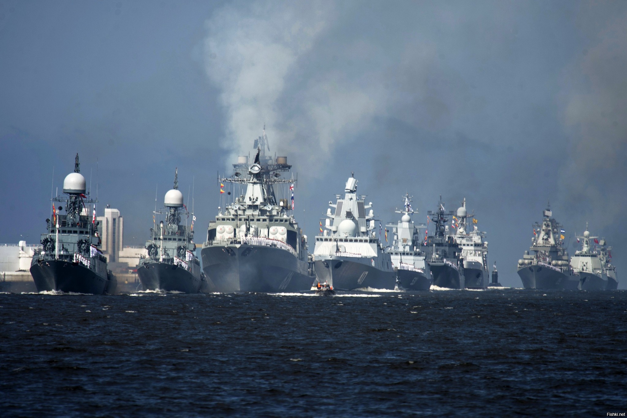 Rusya, Karadeniz'in bir bölümünü yabancı savaş gemiler için kapattı