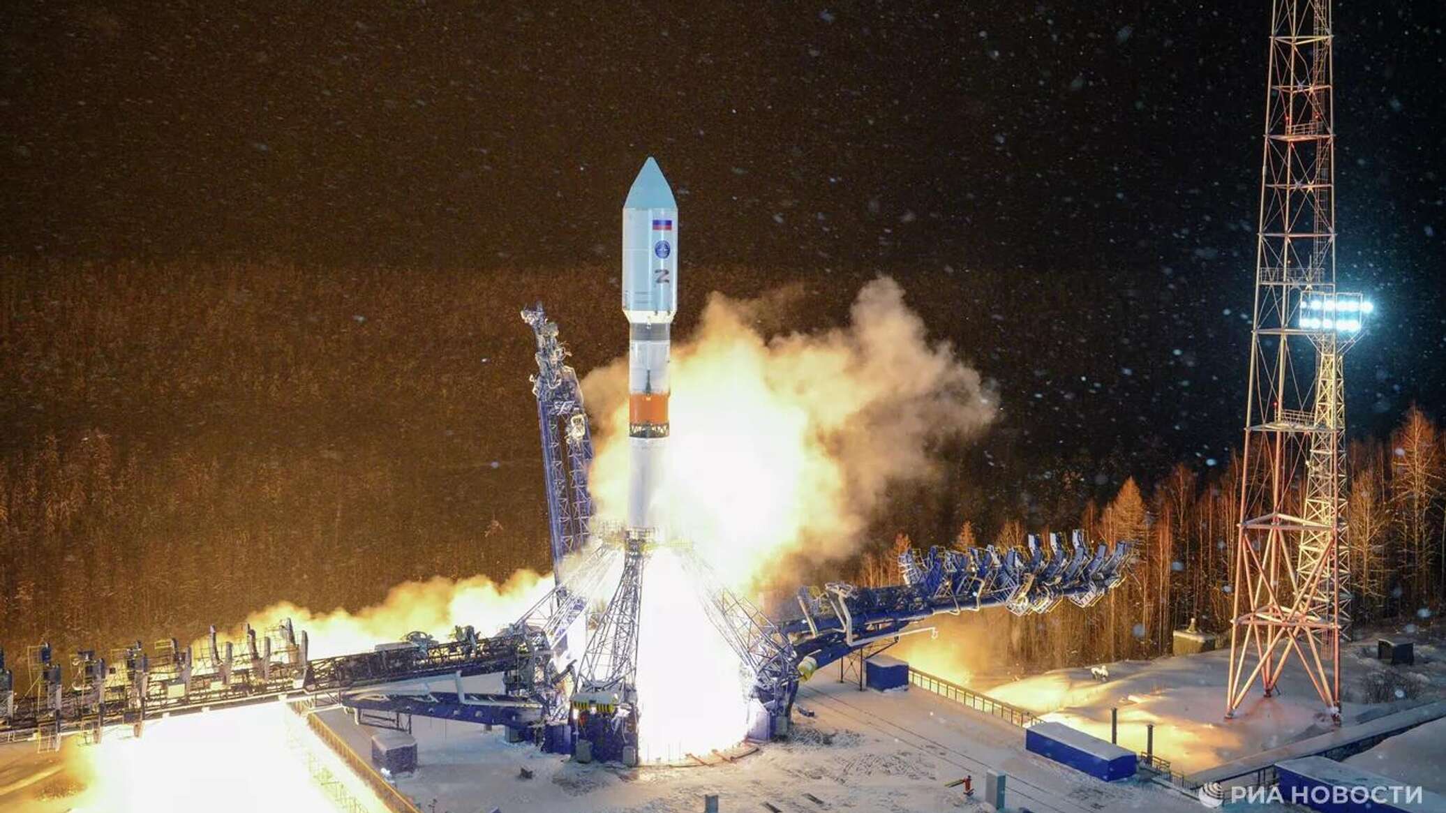 Rusya, Yeni Askeri Uyduları Uzaya Başarıyla Fırlattı