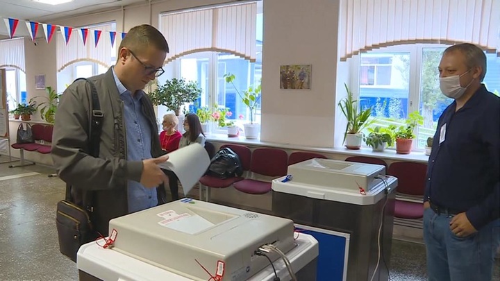 Rusya'da 3 gün sürecek seçimler başladı