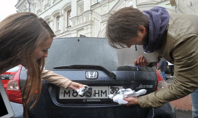 Rusya’da Araç Plakalarını Gizleyenlere Sert Cezalar Geliyor