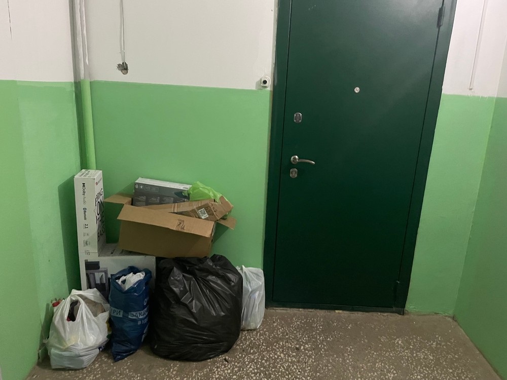 Rusya'da Kapı Önüne Çöp Bırakmanın Cezası 15 Bin Ruble