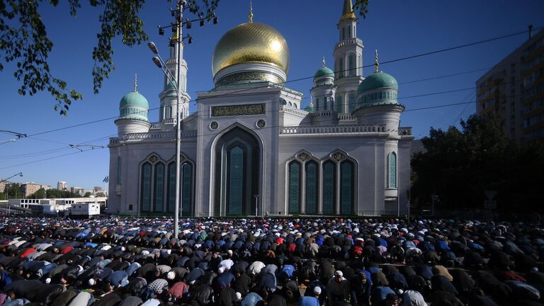 Rusya'da Milyonlarca Müslüman Kurban Bayramı'nı Kutluyor
