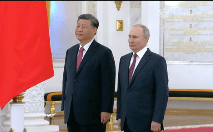 Putin ile Şi Jinping görüşmesi Kremlin'de başladı