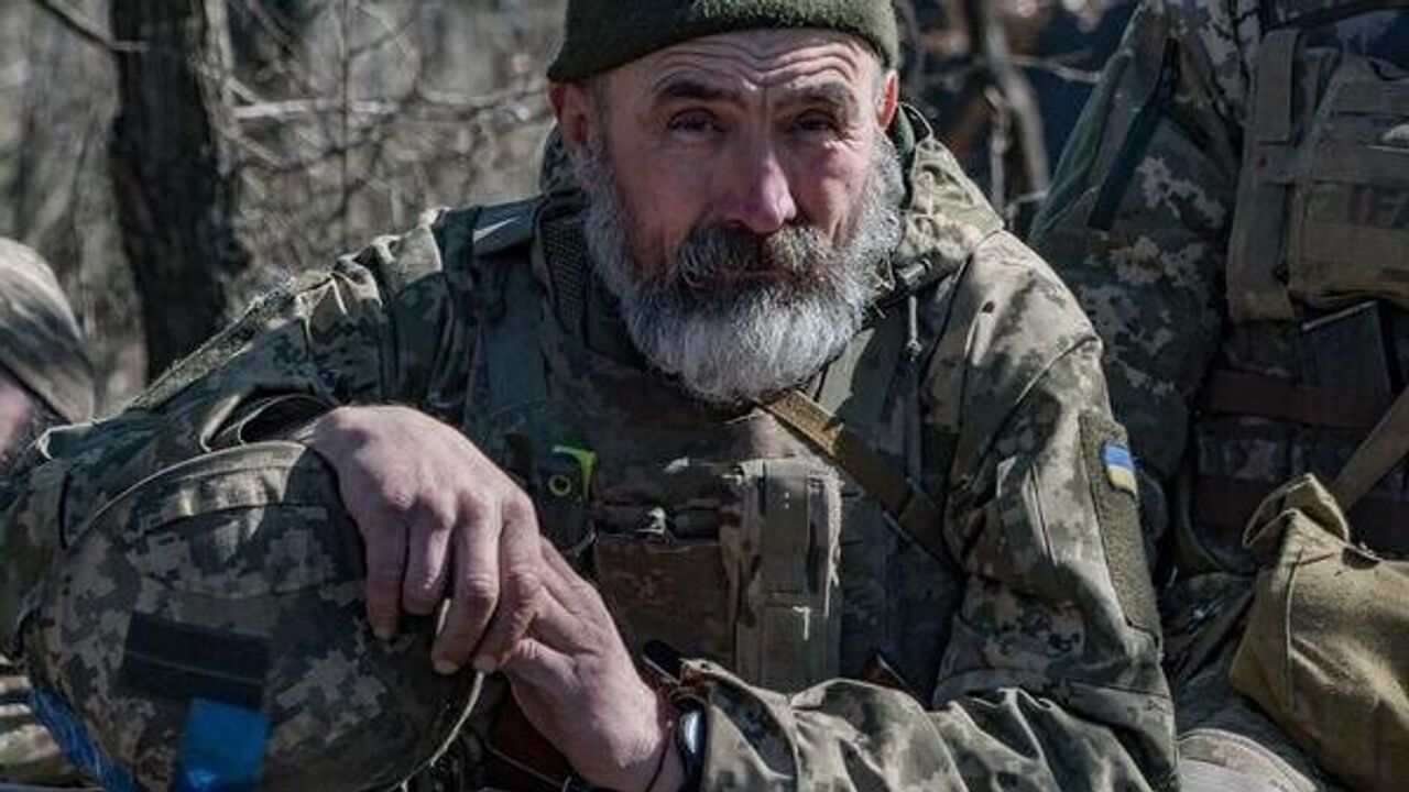 Ukrayna, 60 Yaş Üstü Erkekleri Askere Alıp Savaşa Sürmeye Başladı