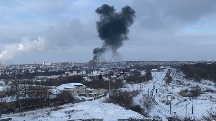 Ukrayna İHA’ları Rus Petrol tesisine saldırdı: 3 yaralı