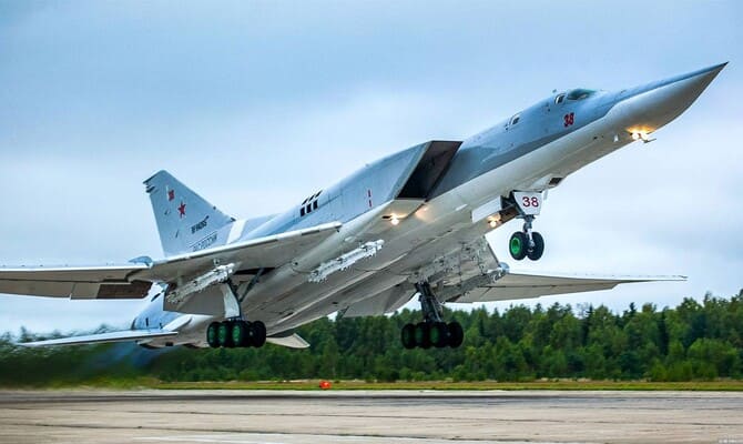 Ukrayna İHA’sı, Rus Tu-22M3 bombardıman uçağını imha etti