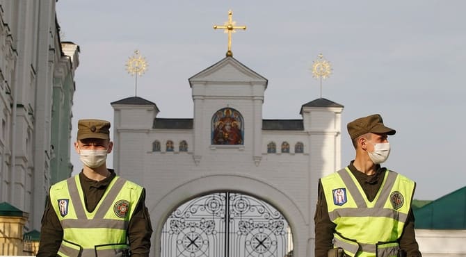 Ukrayna, Rusya Bağlantılı Ortodoks Dini Örgütlerini Yasakladı